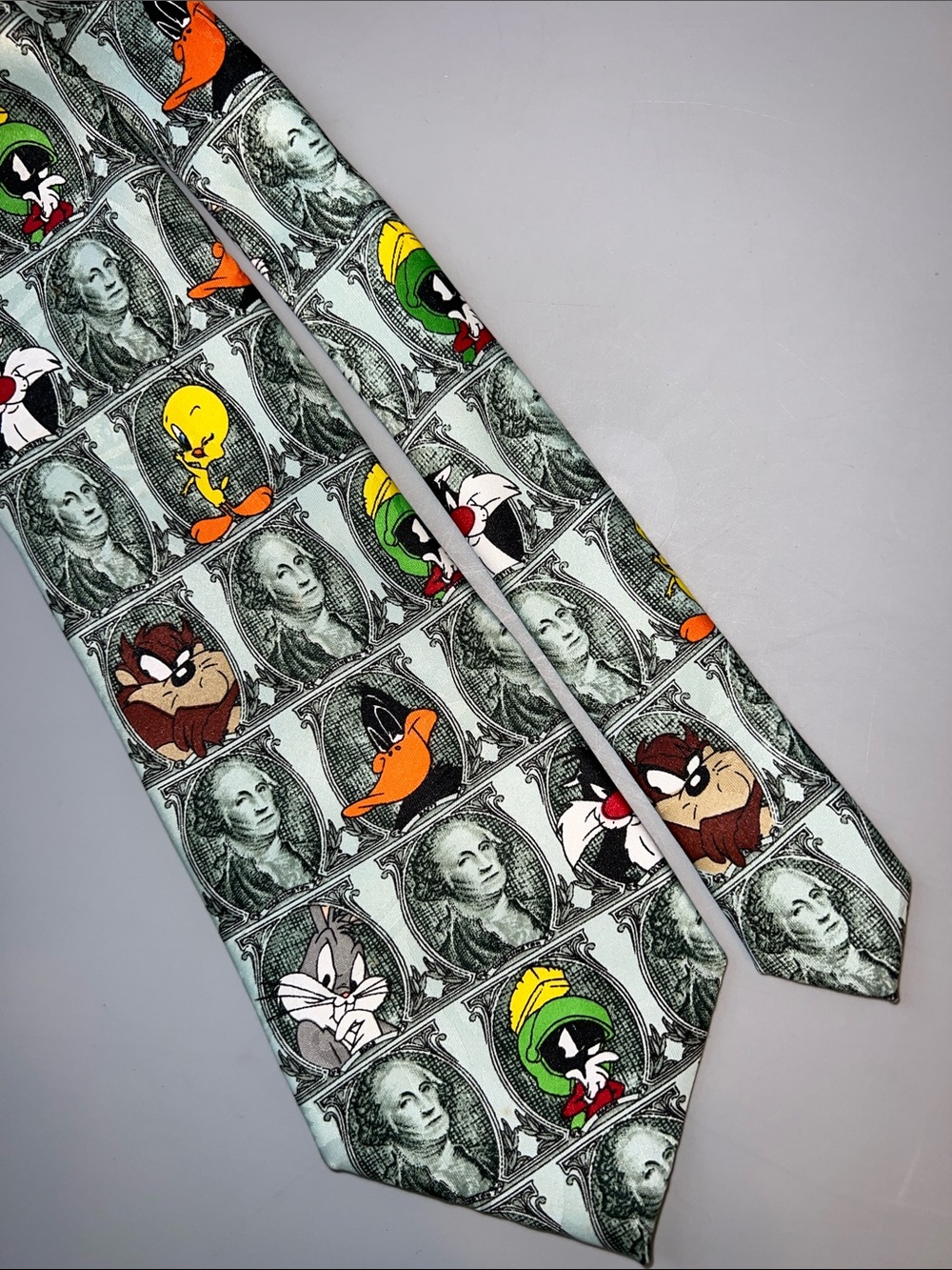 Vtg 1996 Looney Tunes Necktie Taz Tweety Bird Money Bugs Bunny 59”